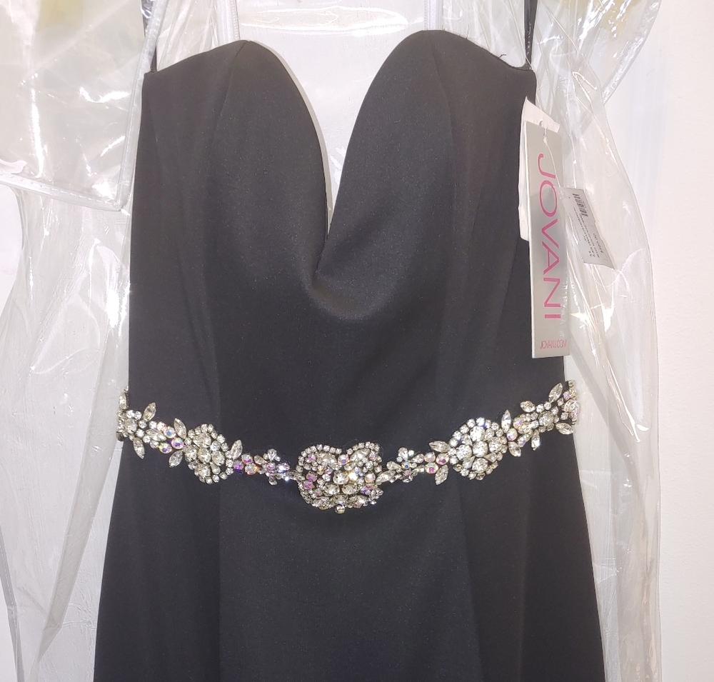 Jovani black fit and flair size 8 - Picture 8 of 8